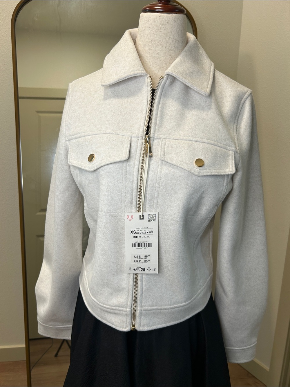 NWT Zara Viral Soft Zip-Up Jacket Ecru Off-White Cropped XS Boxy 3046/287